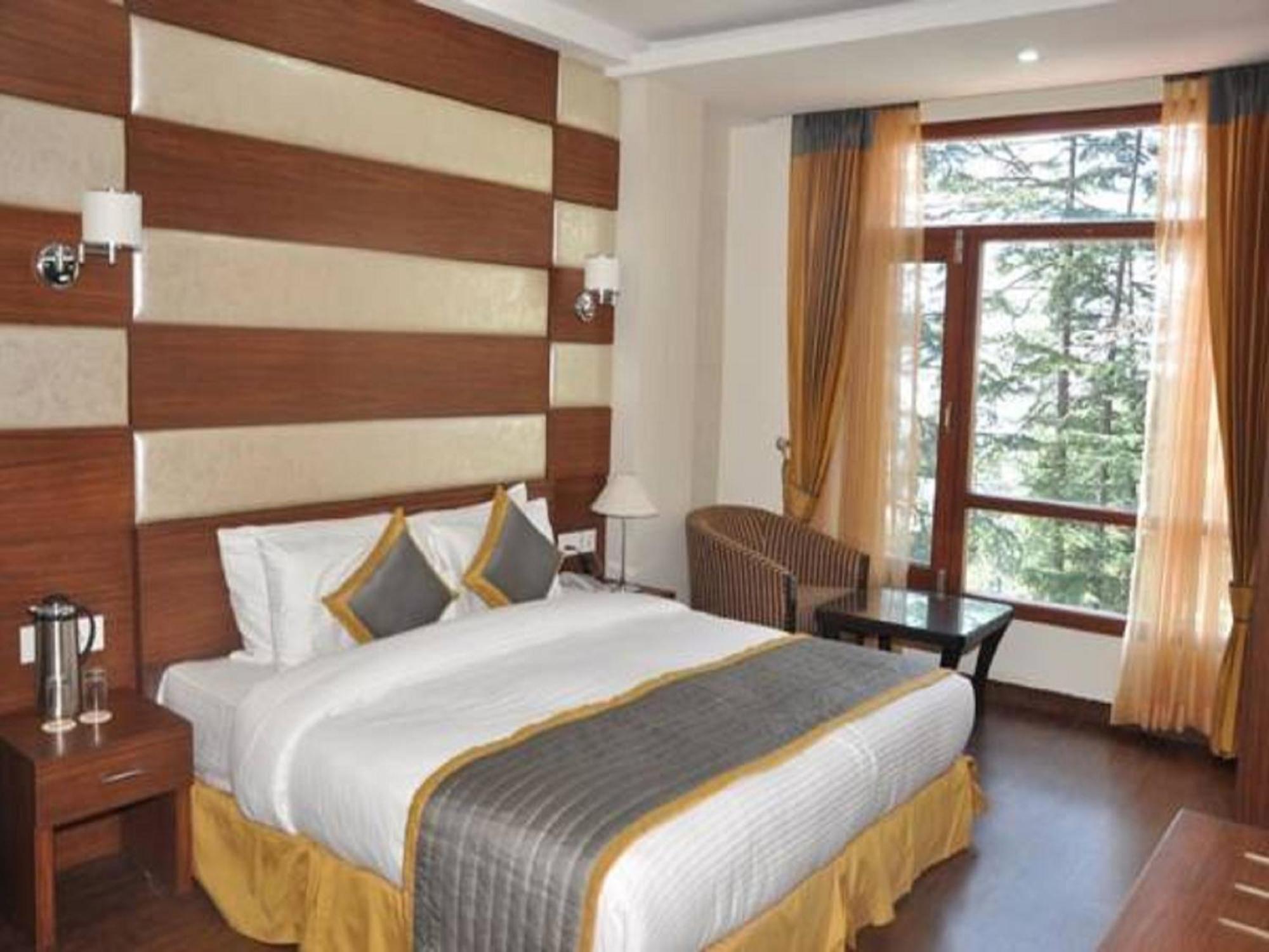Hotel Southgate Shimla Zewnętrze zdjęcie