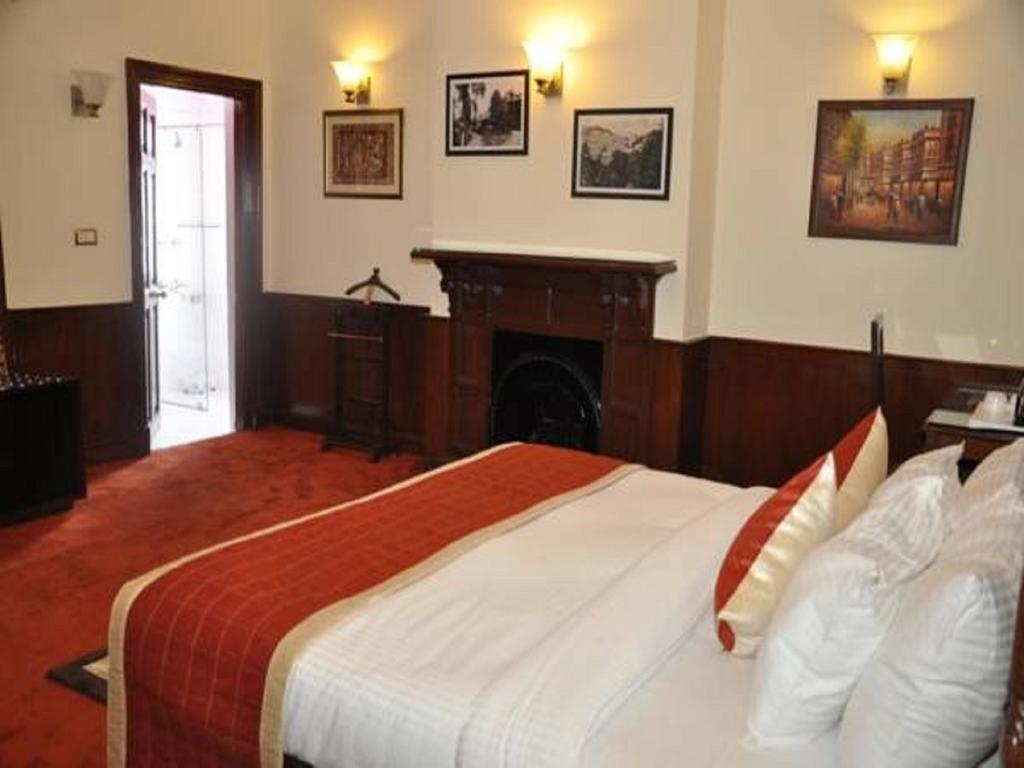 Hotel Southgate Shimla Zewnętrze zdjęcie