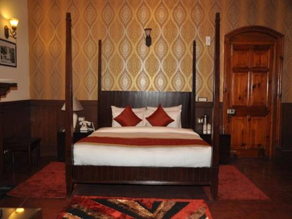 Hotel Southgate Shimla Zewnętrze zdjęcie