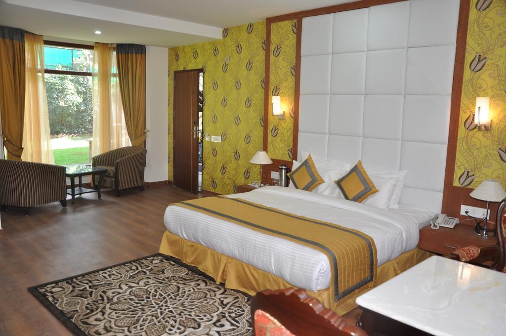 Hotel Southgate Shimla Pokój zdjęcie
