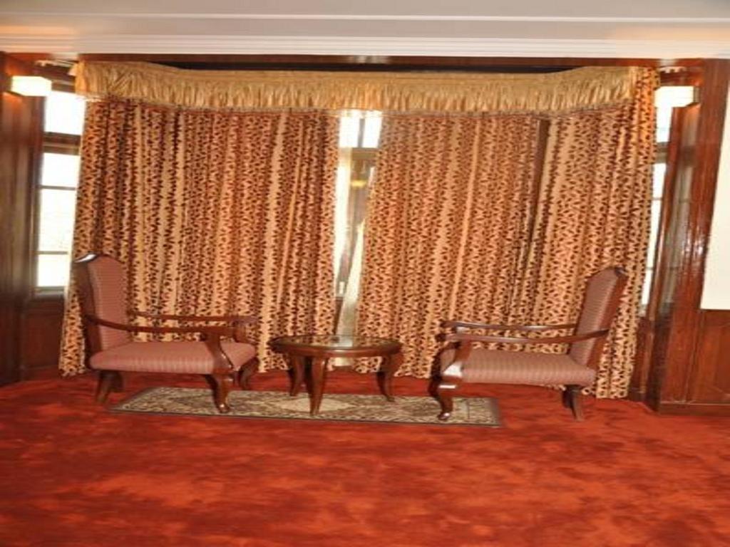 Hotel Southgate Shimla Zewnętrze zdjęcie