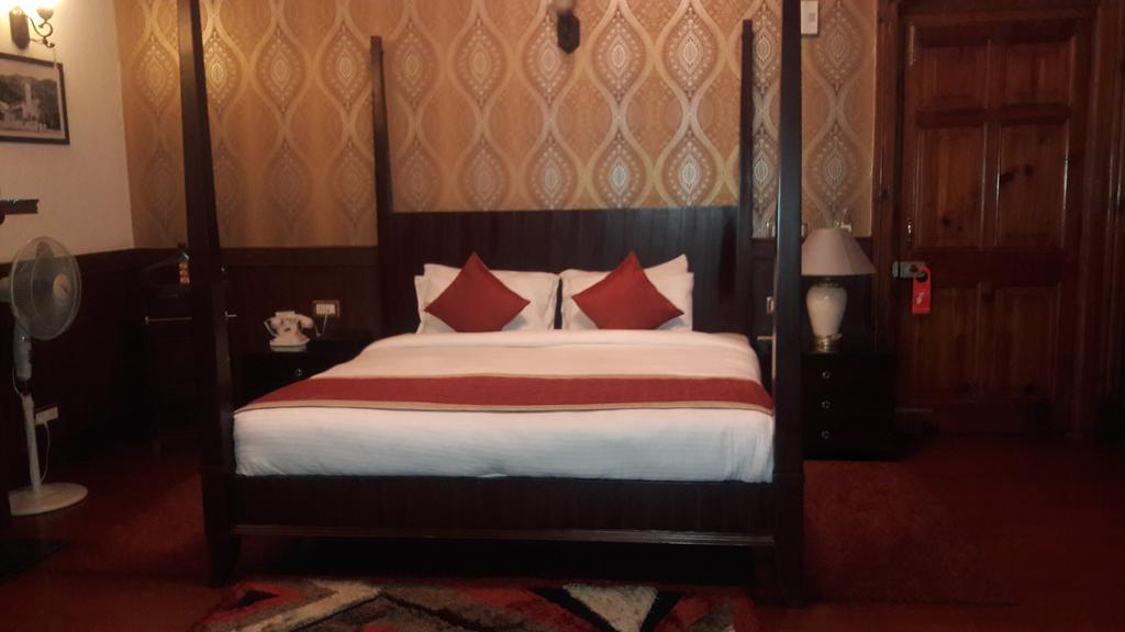 Hotel Southgate Shimla Zewnętrze zdjęcie