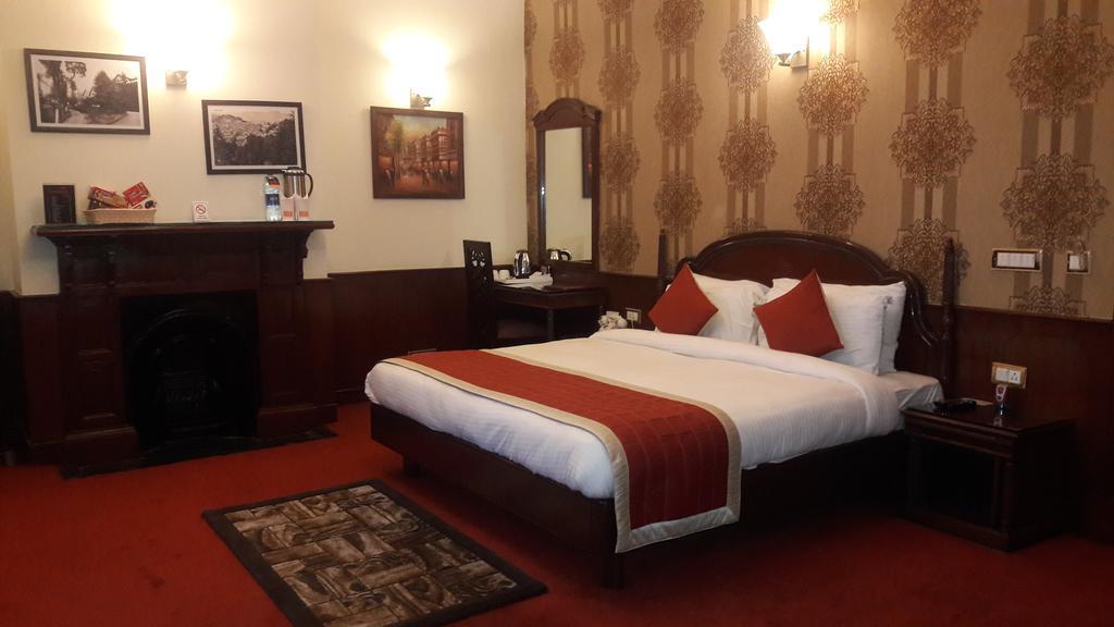 Hotel Southgate Shimla Zewnętrze zdjęcie